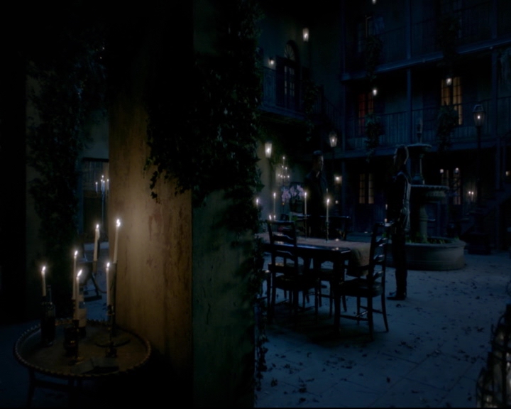 vampirediariesworld-dot-nl_TheOriginals5x07GodsGonnaTroubleTheWater02300.jpg