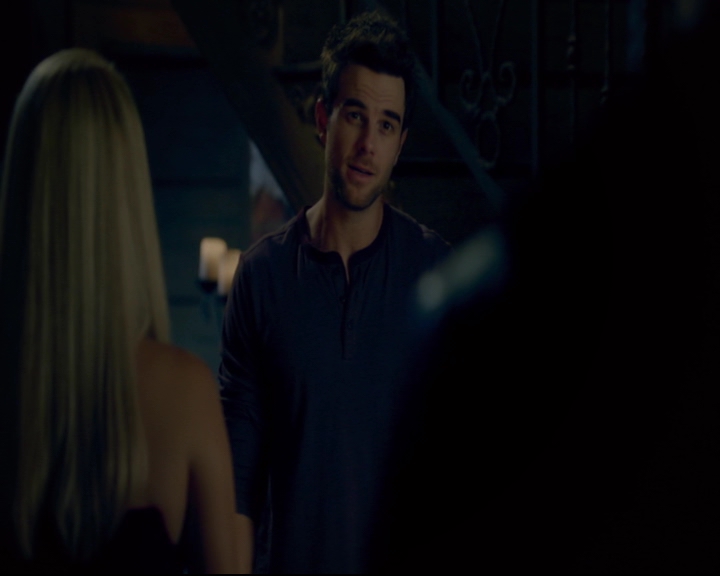 vampirediariesworld-dot-nl_TheOriginals5x08TheKindnessOfStrangers00203.jpg