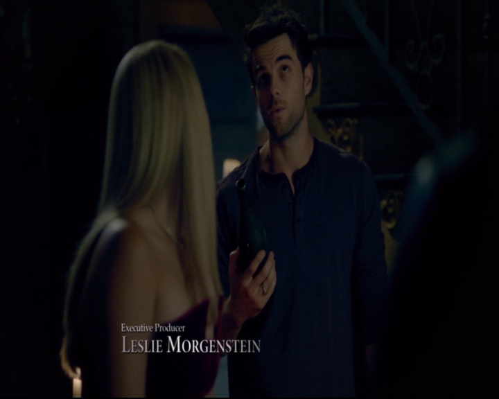 vampirediariesworld-dot-nl_TheOriginals5x08TheKindnessOfStrangers00215.jpg