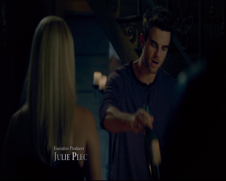 vampirediariesworld-dot-nl_TheOriginals5x08TheKindnessOfStrangers00220.jpg