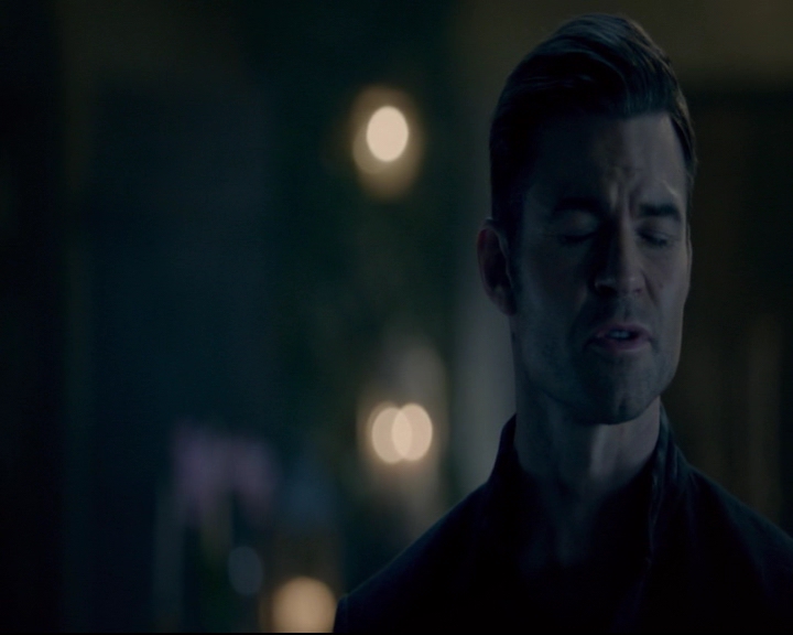 vampirediariesworld-dot-nl_TheOriginals5x08TheKindnessOfStrangers00281.jpg