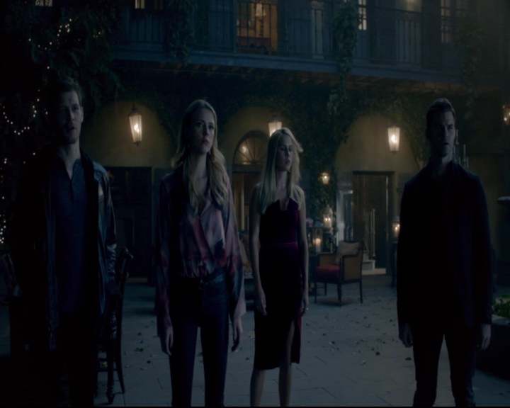 vampirediariesworld-dot-nl_TheOriginals5x08TheKindnessOfStrangers00283.jpg