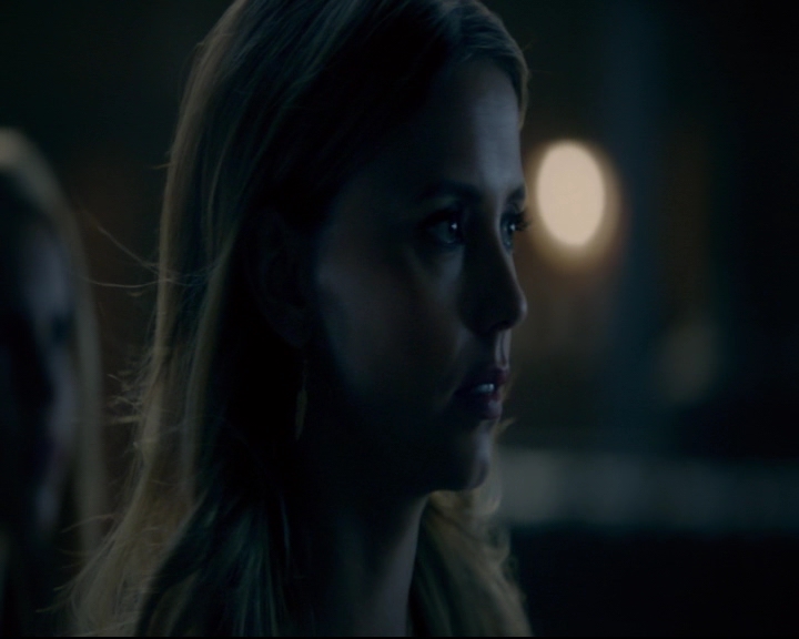 vampirediariesworld-dot-nl_TheOriginals5x08TheKindnessOfStrangers00293.jpg