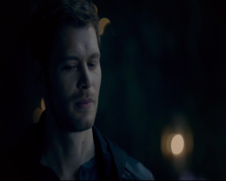 vampirediariesworld-dot-nl_TheOriginals5x08TheKindnessOfStrangers00294.jpg