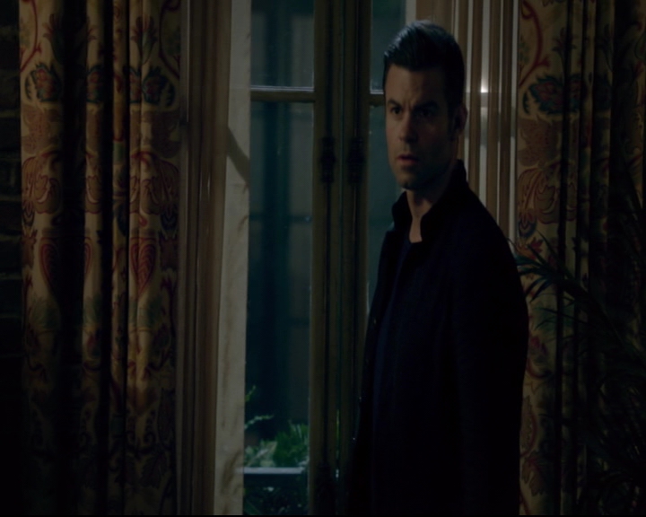 vampirediariesworld-dot-nl_TheOriginals5x08TheKindnessOfStrangers00330.jpg