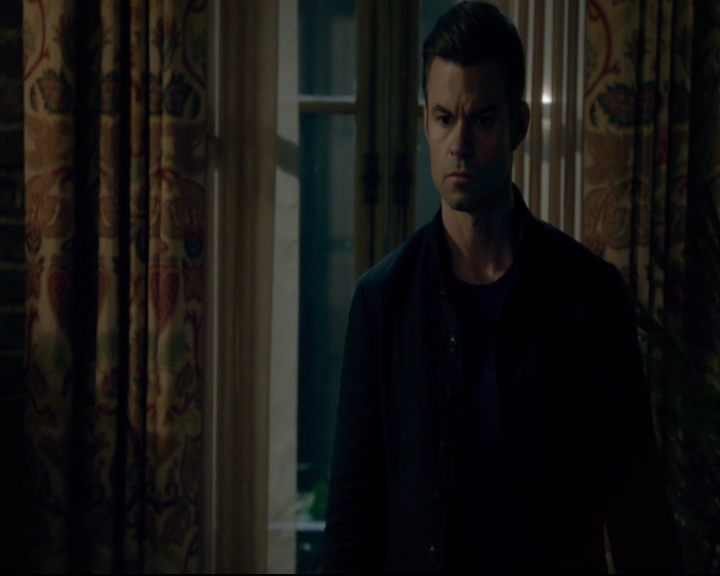 vampirediariesworld-dot-nl_TheOriginals5x08TheKindnessOfStrangers00335.jpg