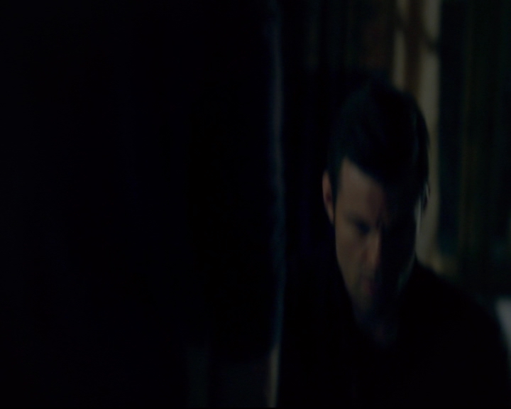 vampirediariesworld-dot-nl_TheOriginals5x08TheKindnessOfStrangers00341.jpg