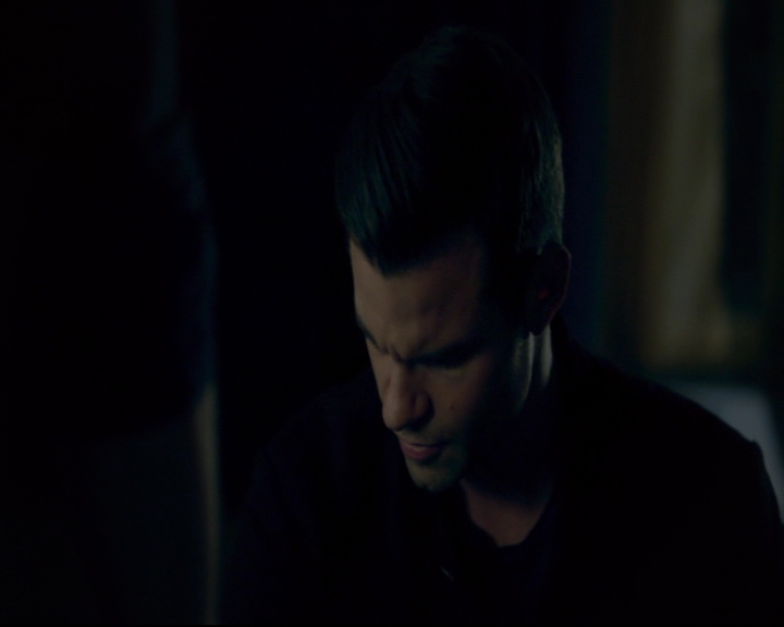 vampirediariesworld-dot-nl_TheOriginals5x08TheKindnessOfStrangers00348.jpg