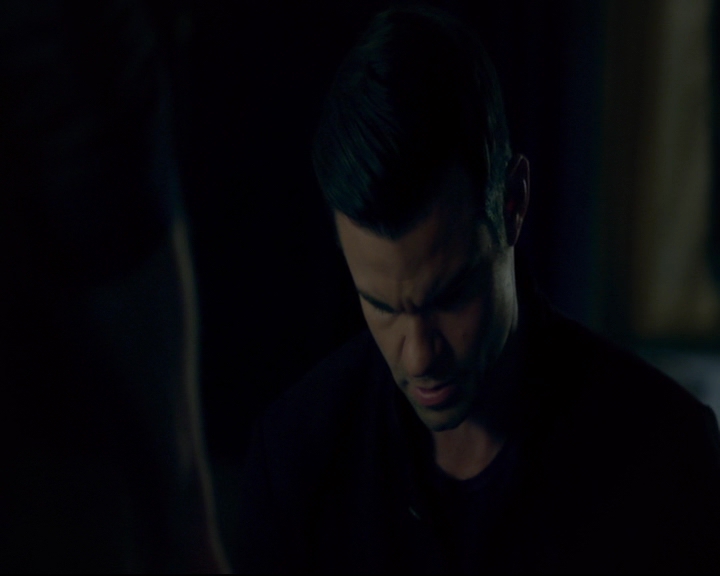 vampirediariesworld-dot-nl_TheOriginals5x08TheKindnessOfStrangers00351.jpg