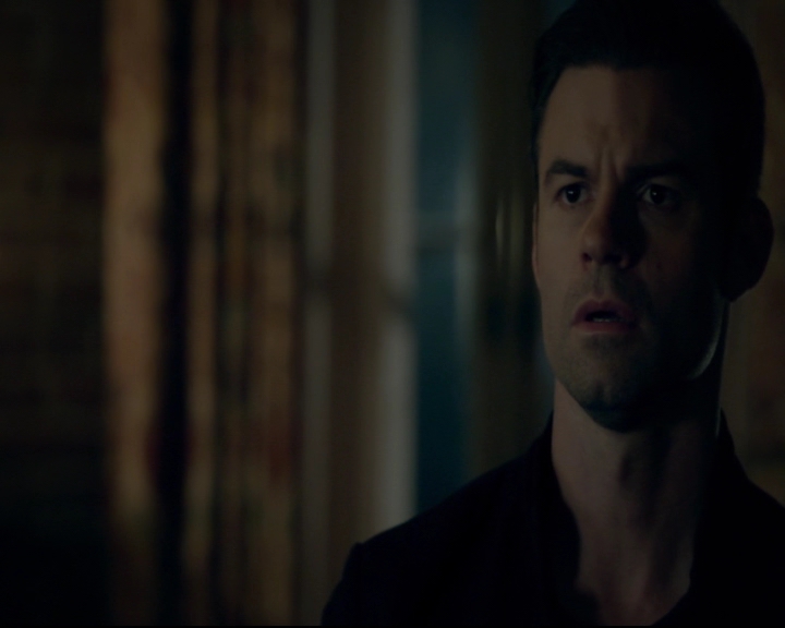 vampirediariesworld-dot-nl_TheOriginals5x08TheKindnessOfStrangers00393.jpg