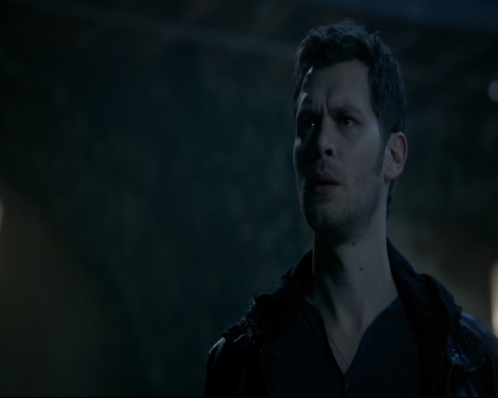 vampirediariesworld-dot-nl_TheOriginals5x08TheKindnessOfStrangers00411.jpg