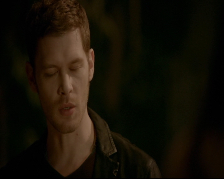 vampirediariesworld-dot-nl_TheOriginals5x08TheKindnessOfStrangers00438.jpg