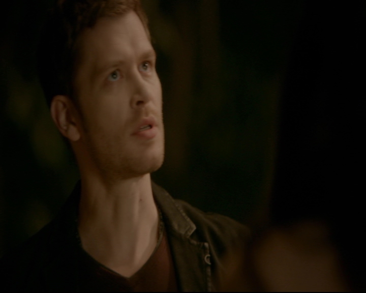 vampirediariesworld-dot-nl_TheOriginals5x08TheKindnessOfStrangers00459.jpg