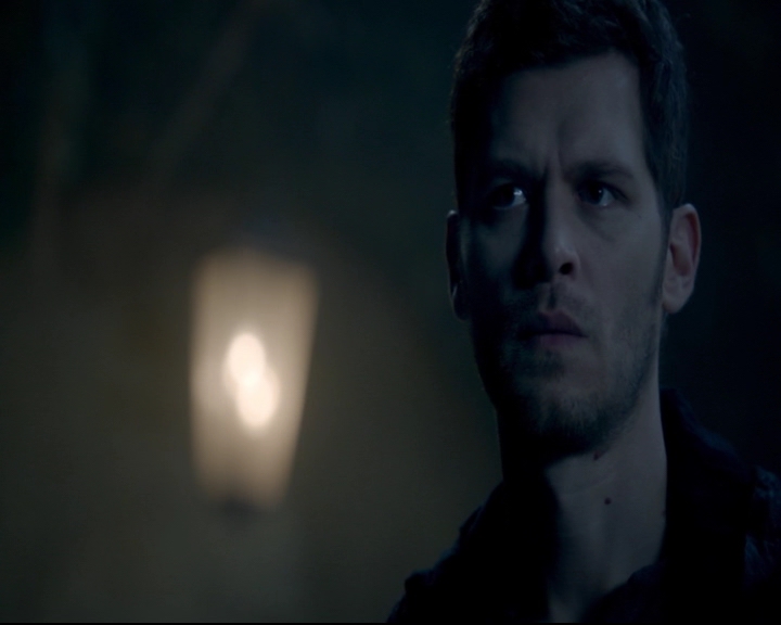 vampirediariesworld-dot-nl_TheOriginals5x08TheKindnessOfStrangers00482.jpg