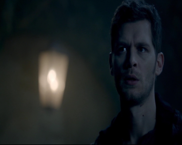 vampirediariesworld-dot-nl_TheOriginals5x08TheKindnessOfStrangers00484.jpg