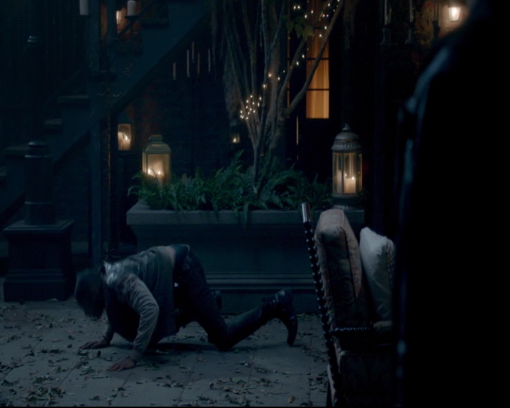 vampirediariesworld-dot-nl_TheOriginals5x08TheKindnessOfStrangers00505.jpg