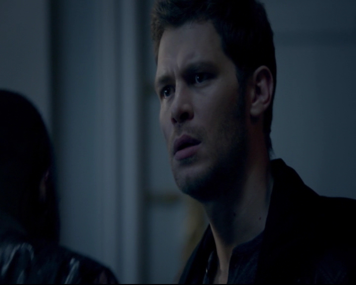 vampirediariesworld-dot-nl_TheOriginals5x08TheKindnessOfStrangers00518.jpg