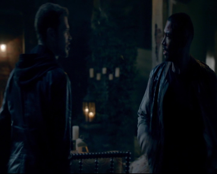 vampirediariesworld-dot-nl_TheOriginals5x08TheKindnessOfStrangers00522.jpg