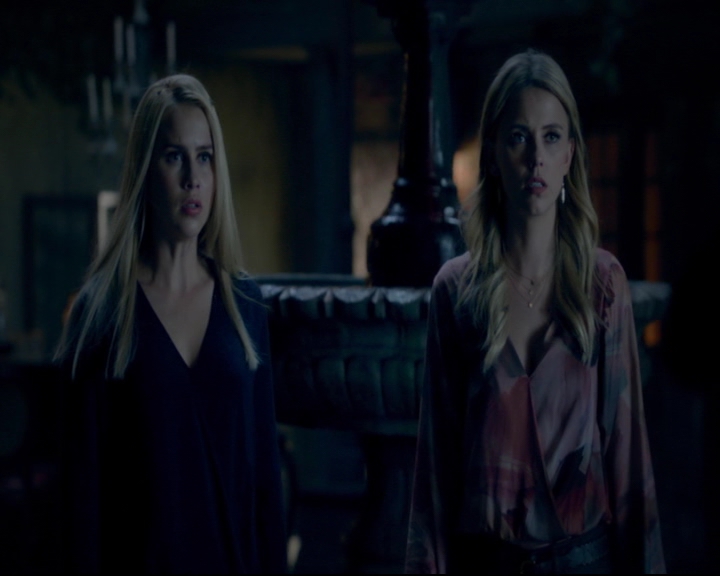 vampirediariesworld-dot-nl_TheOriginals5x08TheKindnessOfStrangers00527.jpg