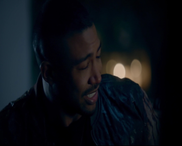 vampirediariesworld-dot-nl_TheOriginals5x08TheKindnessOfStrangers00560.jpg