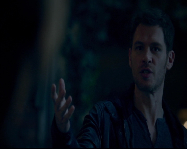 vampirediariesworld-dot-nl_TheOriginals5x08TheKindnessOfStrangers00586.jpg