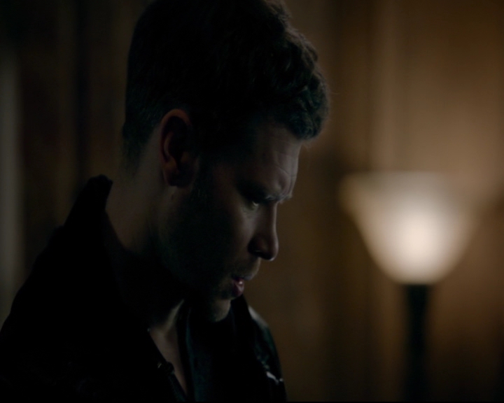 vampirediariesworld-dot-nl_TheOriginals5x08TheKindnessOfStrangers00700.jpg