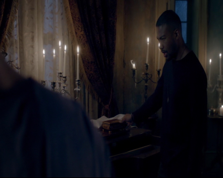 vampirediariesworld-dot-nl_TheOriginals5x08TheKindnessOfStrangers00734.jpg