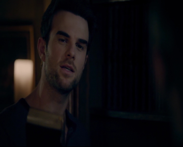 vampirediariesworld-dot-nl_TheOriginals5x08TheKindnessOfStrangers00752.jpg