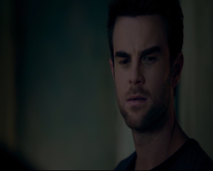 vampirediariesworld-dot-nl_TheOriginals5x08TheKindnessOfStrangers00790.jpg