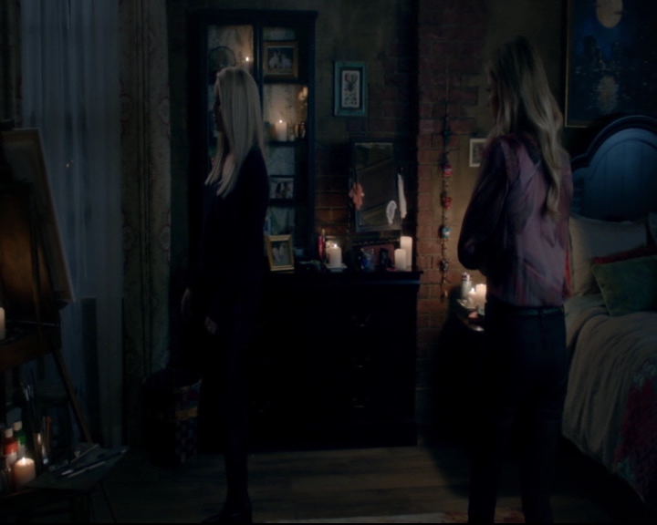 vampirediariesworld-dot-nl_TheOriginals5x08TheKindnessOfStrangers00801.jpg