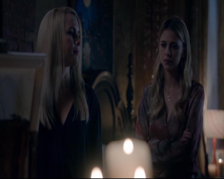 vampirediariesworld-dot-nl_TheOriginals5x08TheKindnessOfStrangers00808.jpg