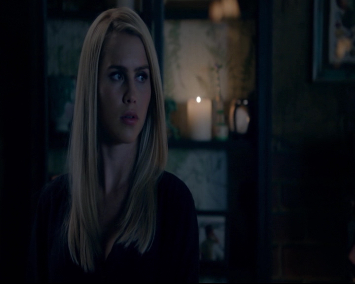 vampirediariesworld-dot-nl_TheOriginals5x08TheKindnessOfStrangers00833.jpg