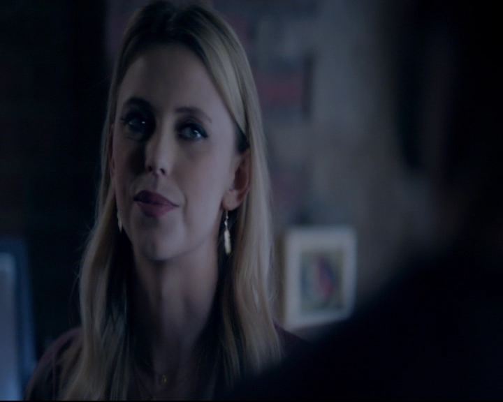 vampirediariesworld-dot-nl_TheOriginals5x08TheKindnessOfStrangers00835.jpg