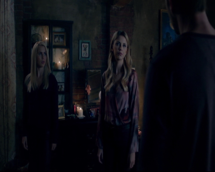 vampirediariesworld-dot-nl_TheOriginals5x08TheKindnessOfStrangers00840.jpg