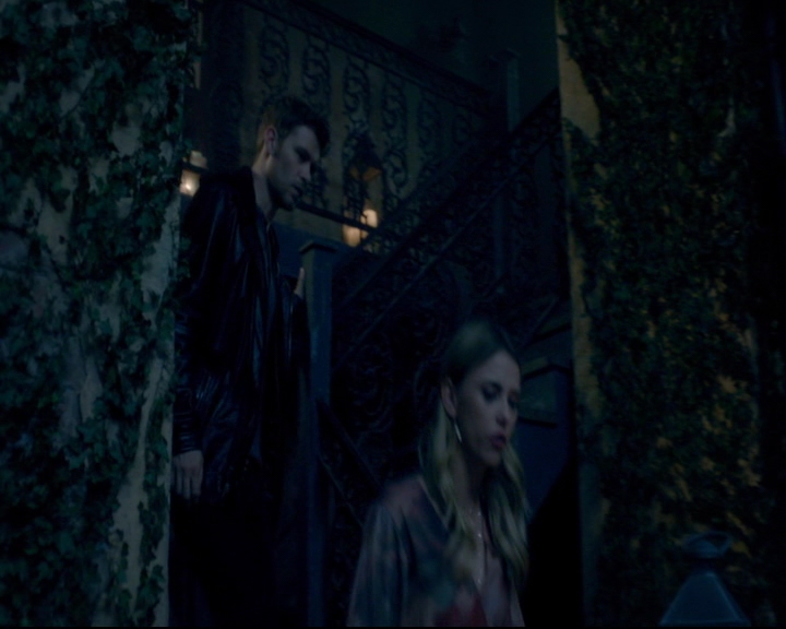 vampirediariesworld-dot-nl_TheOriginals5x08TheKindnessOfStrangers00871.jpg