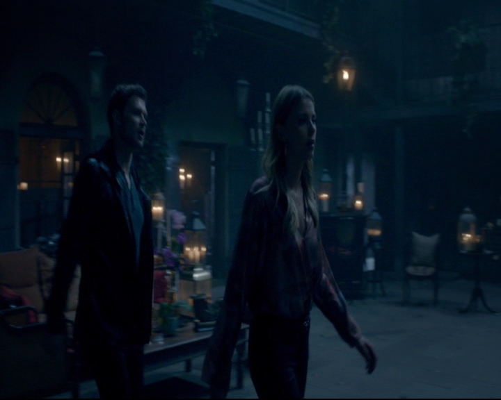 vampirediariesworld-dot-nl_TheOriginals5x08TheKindnessOfStrangers00875.jpg