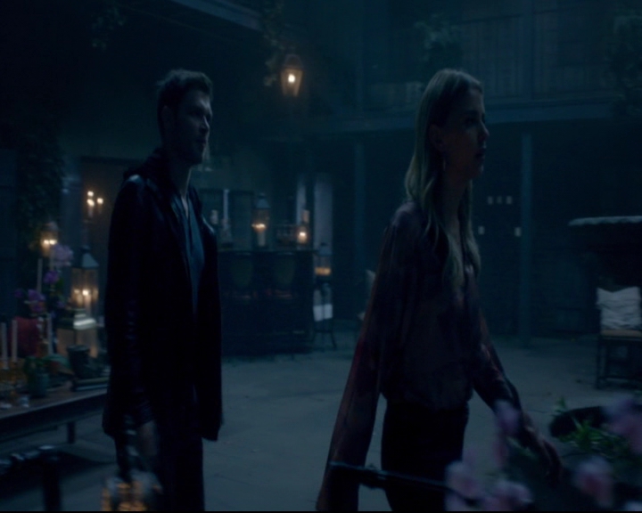 vampirediariesworld-dot-nl_TheOriginals5x08TheKindnessOfStrangers00876.jpg