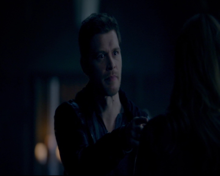 vampirediariesworld-dot-nl_TheOriginals5x08TheKindnessOfStrangers00882.jpg