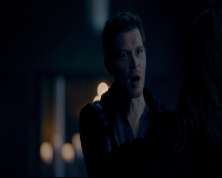 vampirediariesworld-dot-nl_TheOriginals5x08TheKindnessOfStrangers00884.jpg