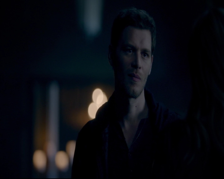 vampirediariesworld-dot-nl_TheOriginals5x08TheKindnessOfStrangers00894.jpg