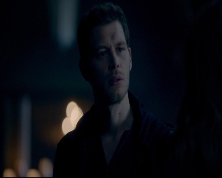 vampirediariesworld-dot-nl_TheOriginals5x08TheKindnessOfStrangers00916.jpg