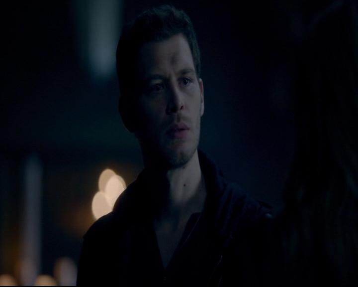 vampirediariesworld-dot-nl_TheOriginals5x08TheKindnessOfStrangers00917.jpg