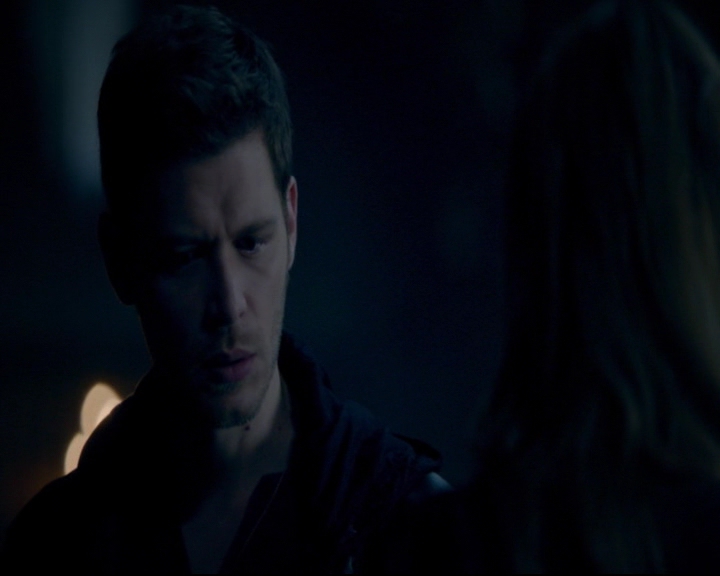 vampirediariesworld-dot-nl_TheOriginals5x08TheKindnessOfStrangers00923.jpg