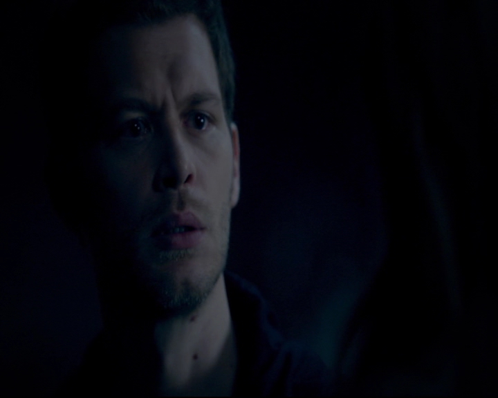 vampirediariesworld-dot-nl_TheOriginals5x08TheKindnessOfStrangers00939.jpg