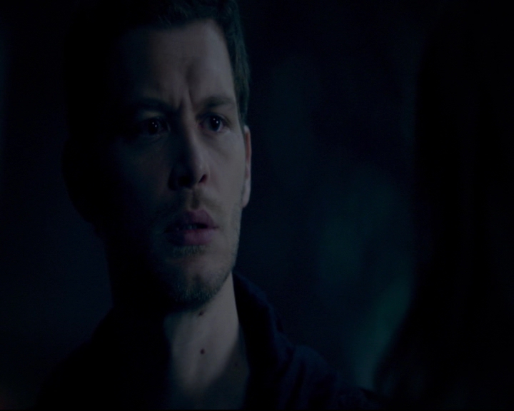 vampirediariesworld-dot-nl_TheOriginals5x08TheKindnessOfStrangers00952.jpg