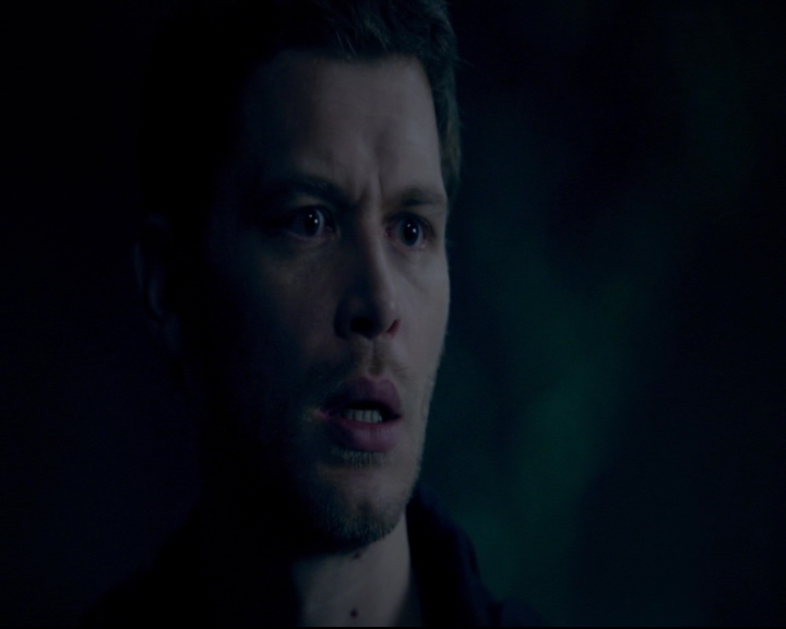 vampirediariesworld-dot-nl_TheOriginals5x08TheKindnessOfStrangers00966.jpg