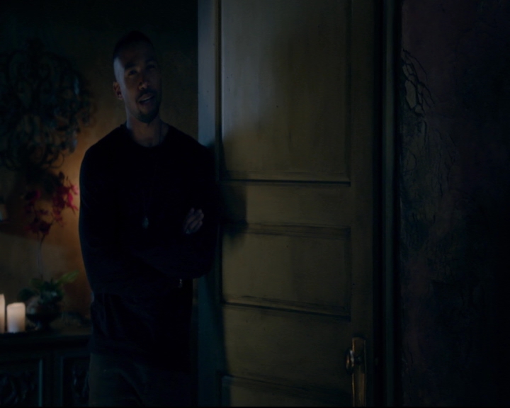 vampirediariesworld-dot-nl_TheOriginals5x08TheKindnessOfStrangers00983.jpg