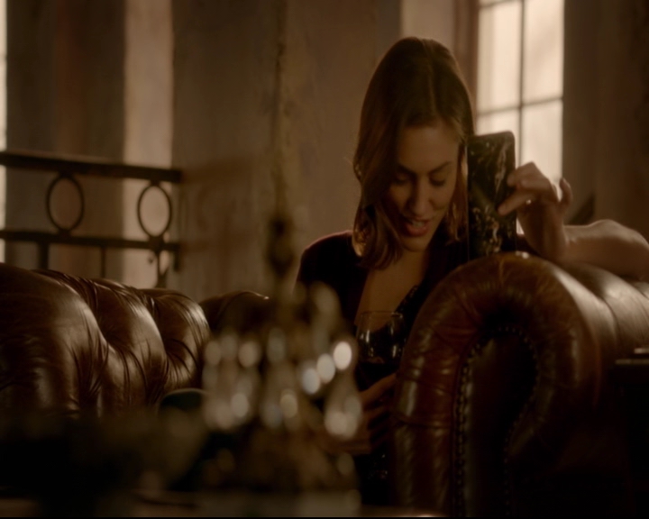 vampirediariesworld-dot-nl_TheOriginals5x08TheKindnessOfStrangers01102.jpg