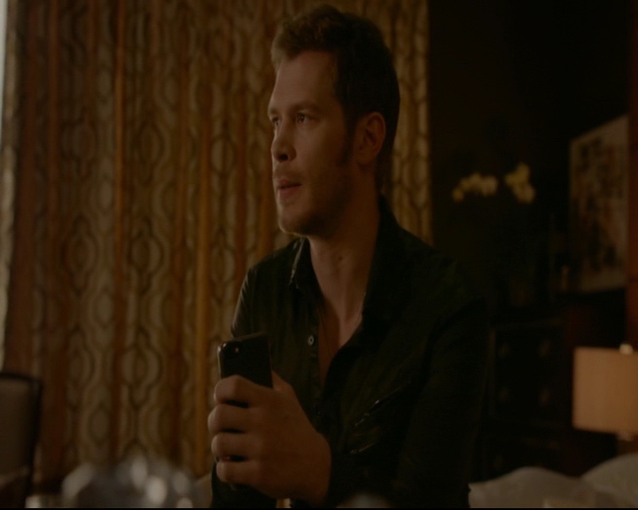 vampirediariesworld-dot-nl_TheOriginals5x08TheKindnessOfStrangers01135.jpg