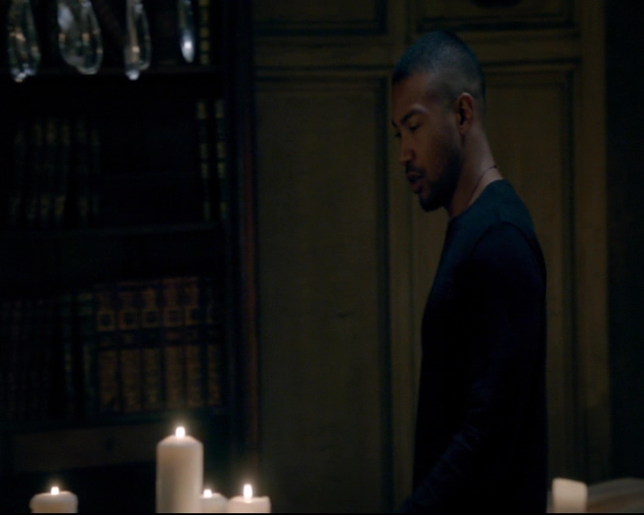 vampirediariesworld-dot-nl_TheOriginals5x08TheKindnessOfStrangers01156.jpg